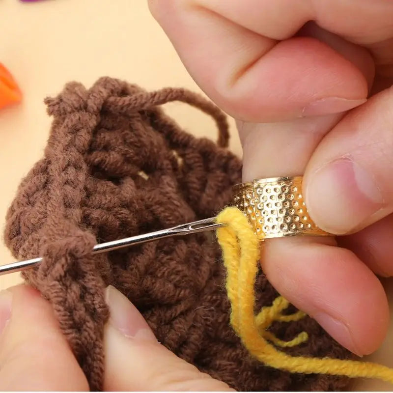 Crochet Kit for Beginners Crochet Hook Set Ergonomic Knitting Needles Blunt Needles Stitch Marker DIY with Storage Case